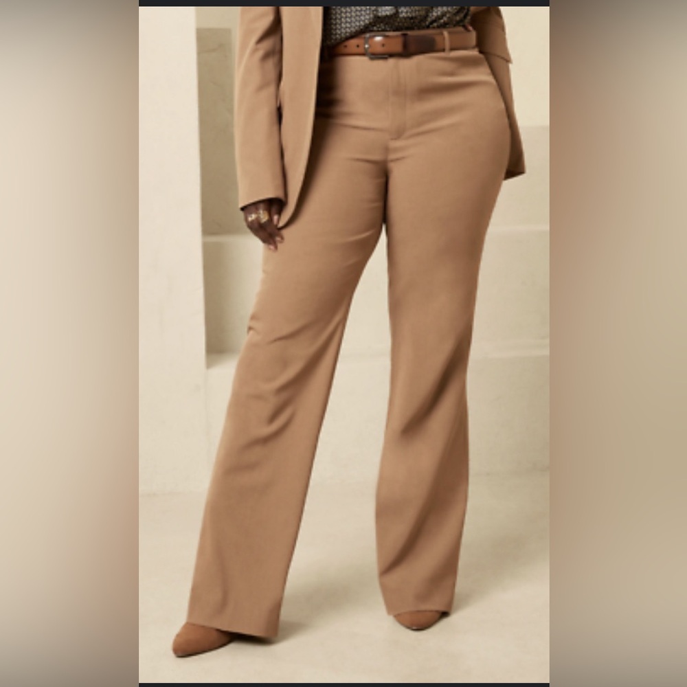 Elegant bootcut trousers NWOT